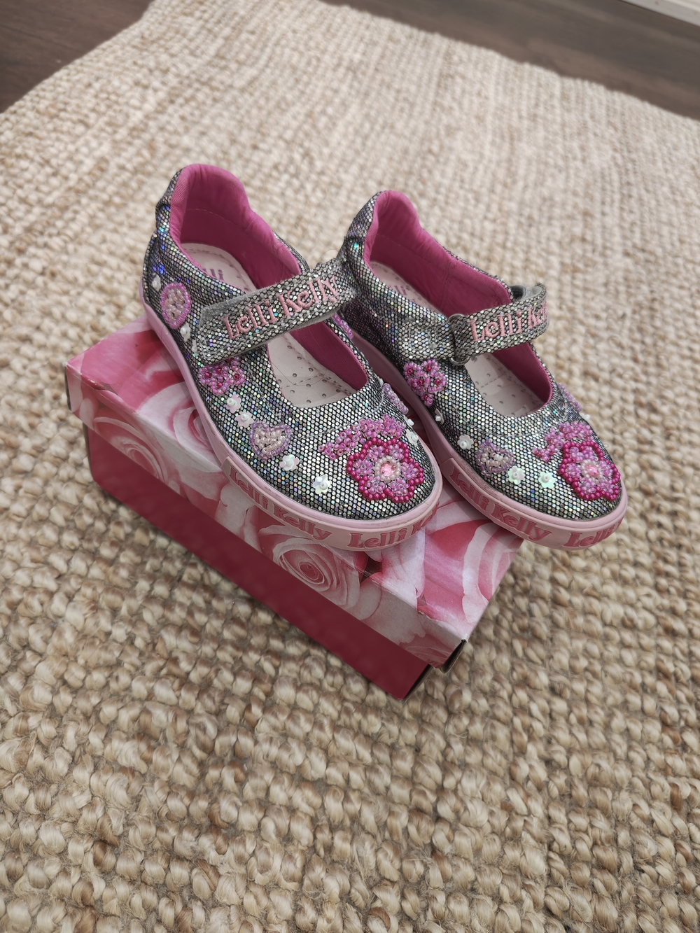 NEW Vintage Lelli Kelly Silver Sparkle Mary Janes with Pink Floral Accents